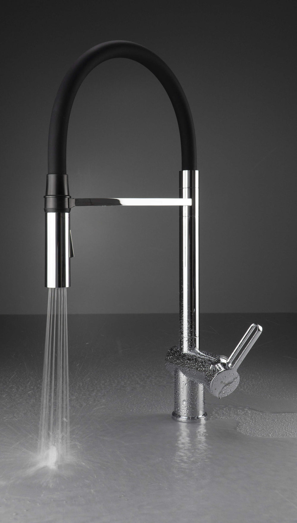Bateria kuchenna z elastyczną wylewką - 2 rodzaje strumienia Magnetic Chrom